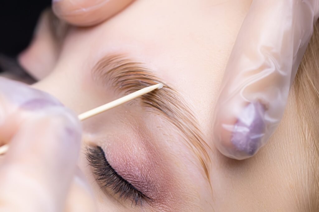 lamination of eyebrows